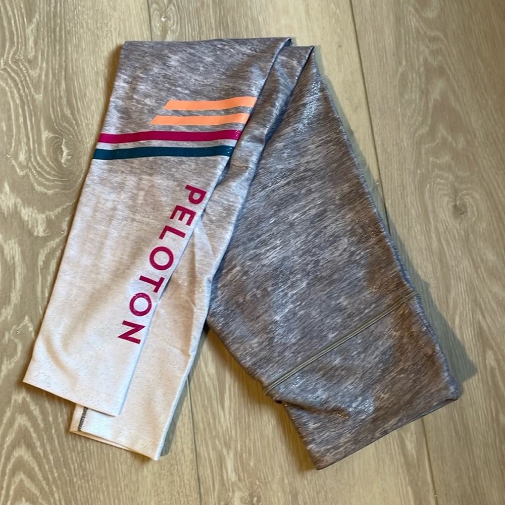 Peloton Sparkle leggings